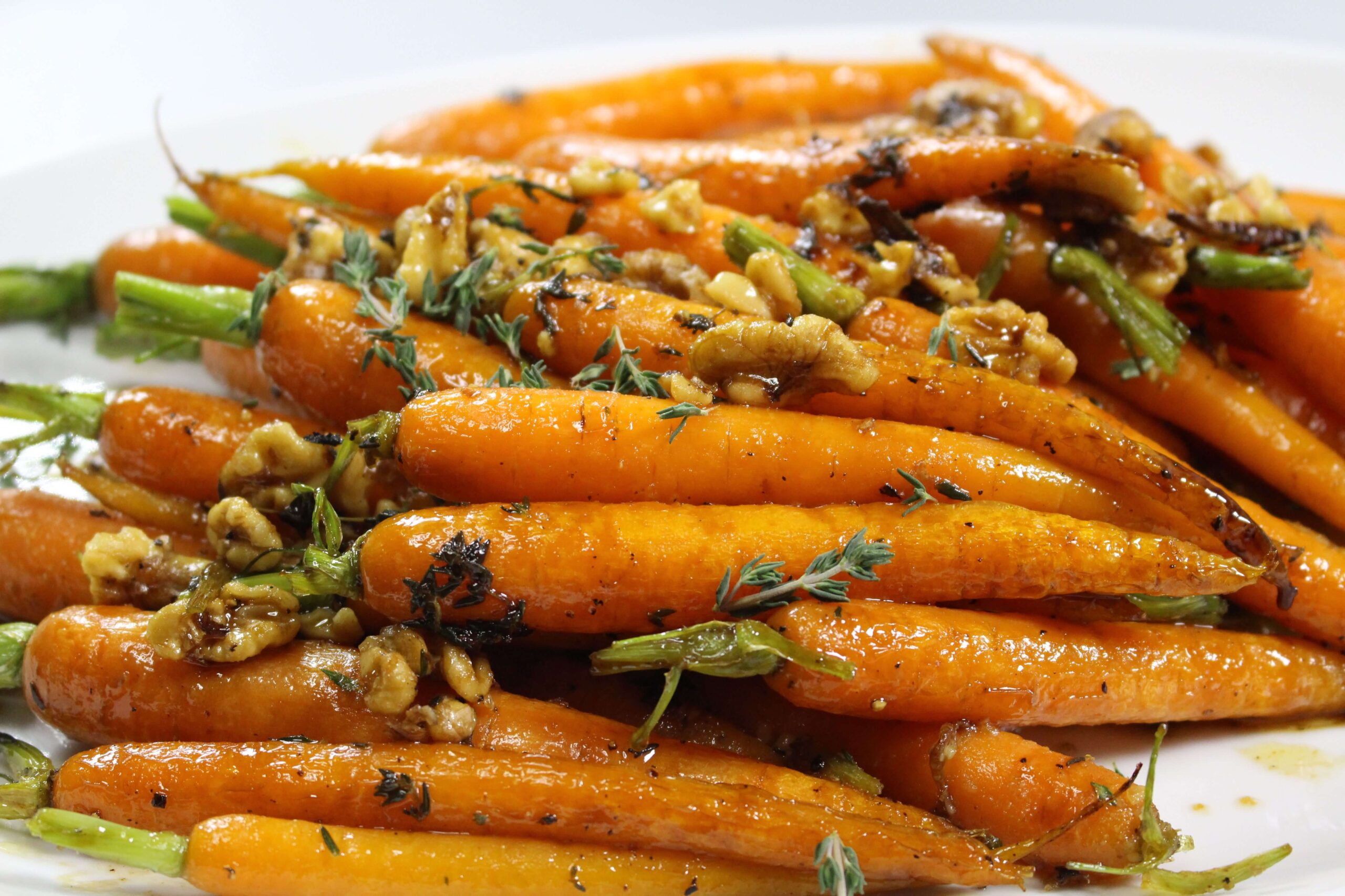 7.Maple Glazed Carrots with Pecans: