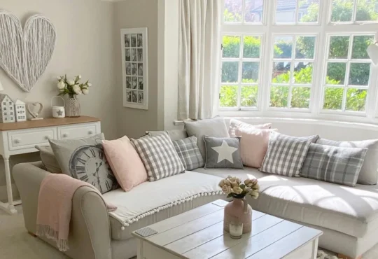 Home Tour: Stunning Contemporary Chic Farmhouse Decor Ideas