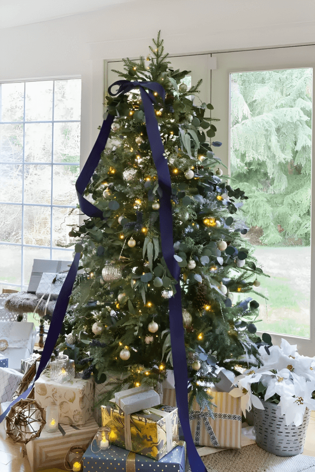 3.Create a Navy Blue Christmas Tree