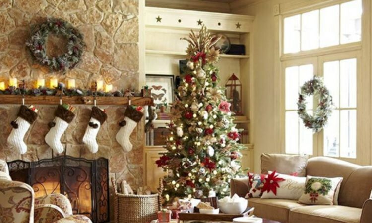 Magical 32 Classic Christmas Decorating Ideas