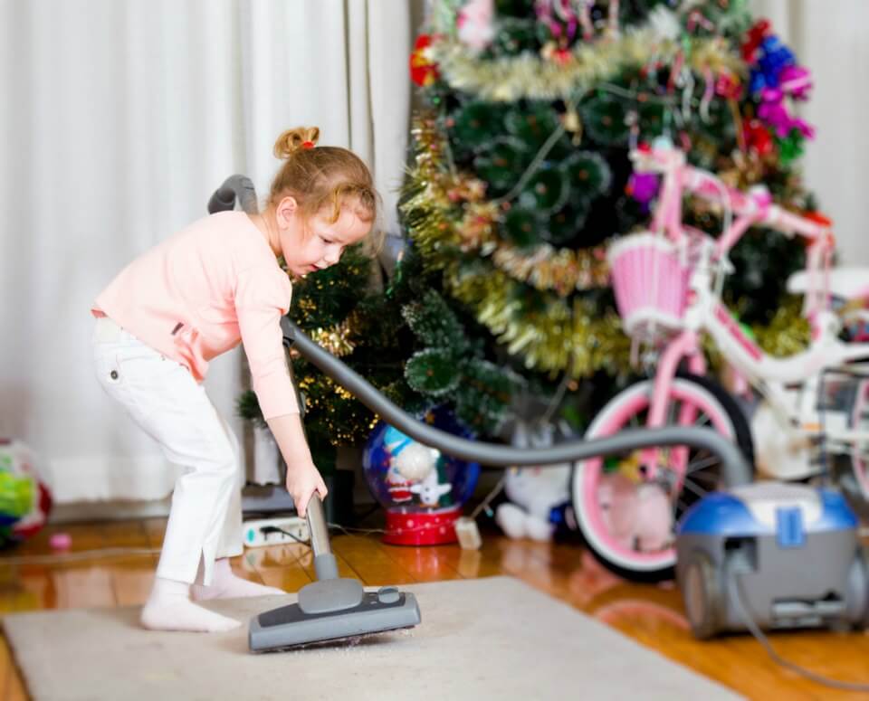 How To maintain House Cleanliness : Tips A Clean and Cozy Holiday Season