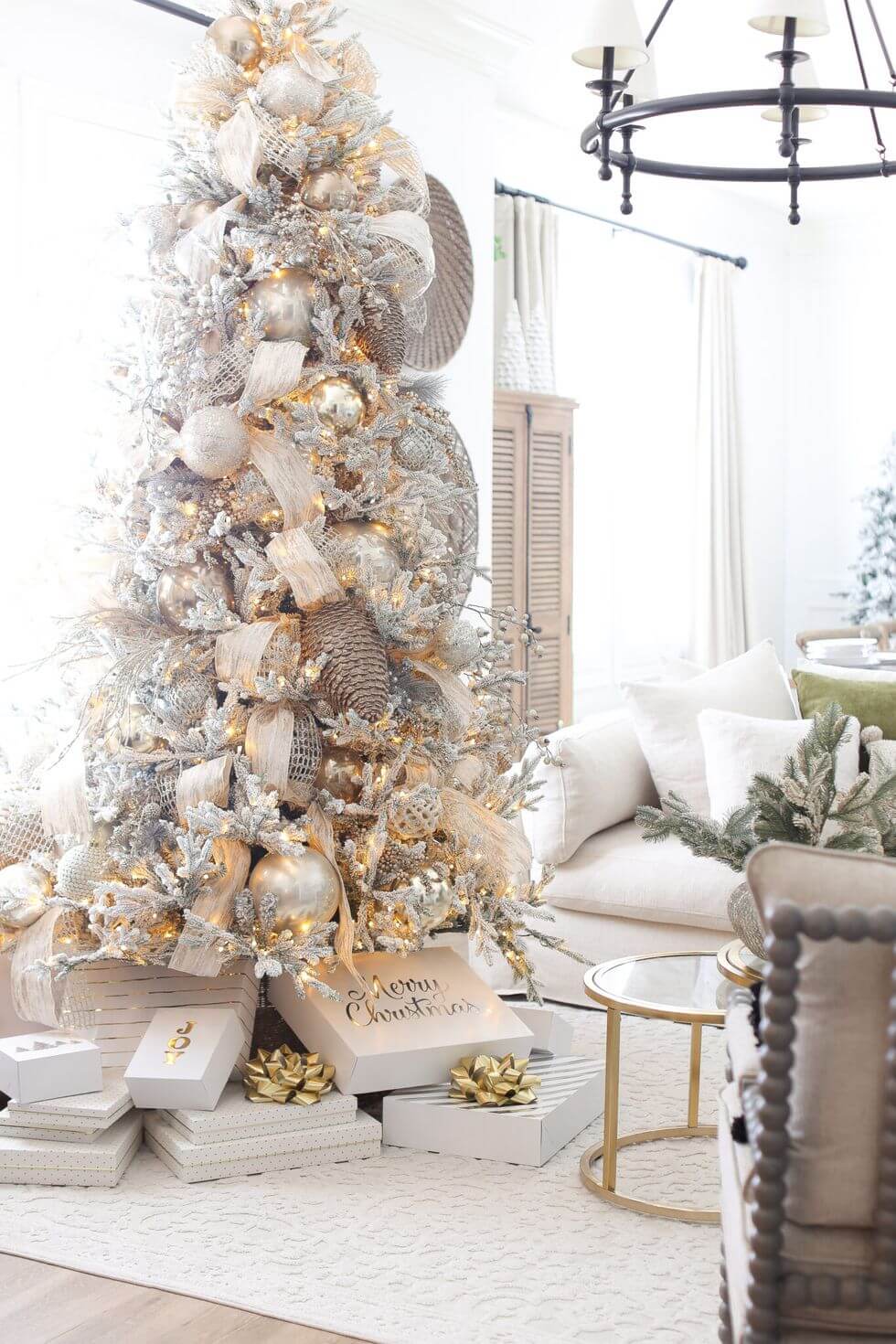 Tips for Creating a Luxury Christmas Tree