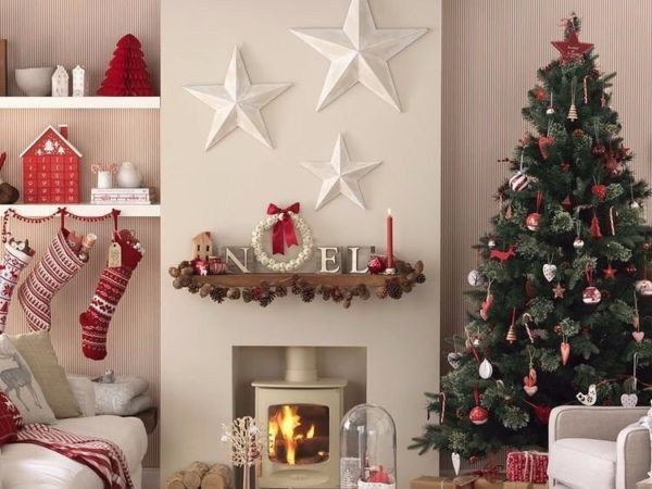 Beautiful red and white Christmas decoration ideas